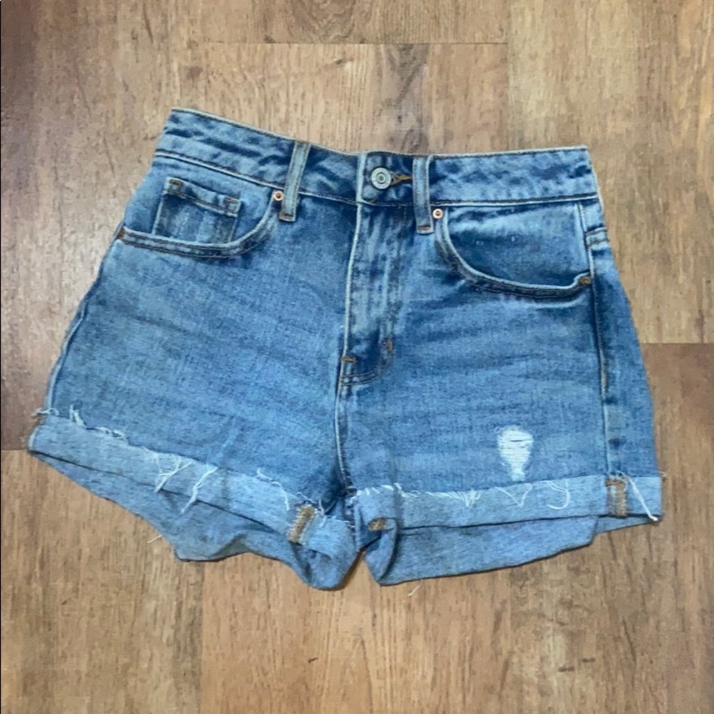 PacSun mom shorts size 22